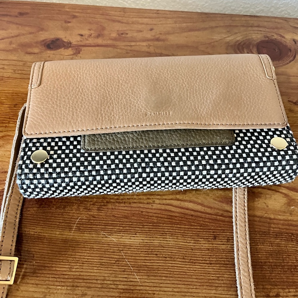 Hammitt Tan and Black Checkered wallet on chain